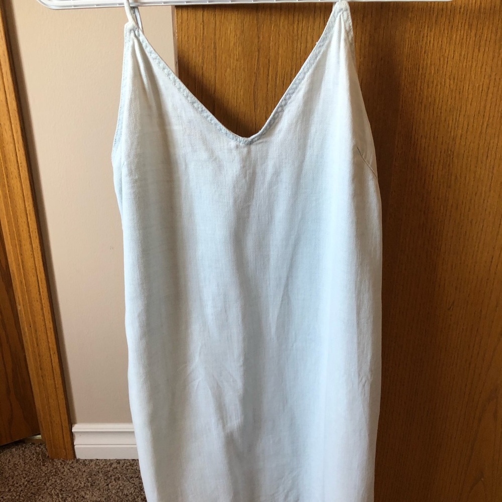 Aritzia Wilfred Free Light denim dress XS